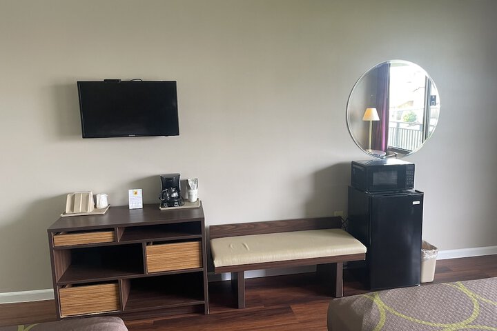 Room 8 of 45