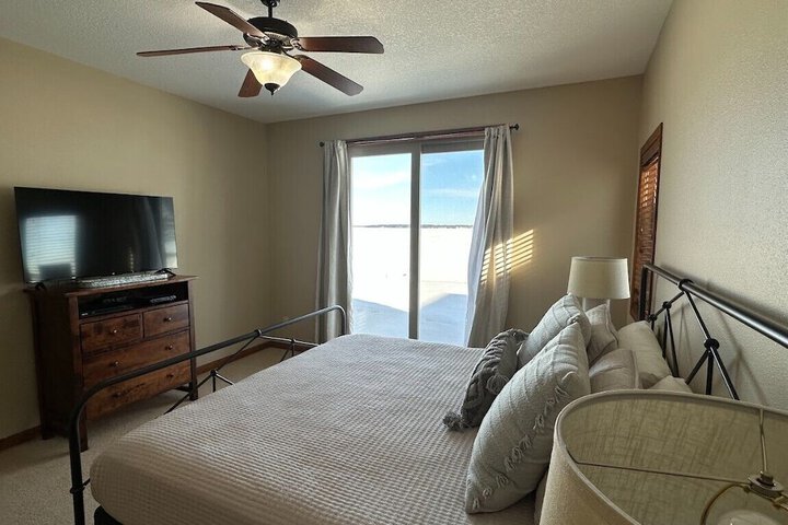 Room 198 of 230