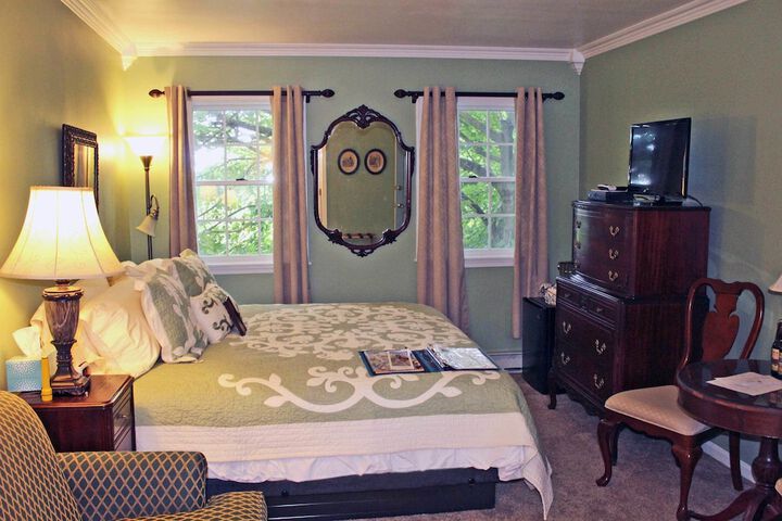 Room 13 of 99