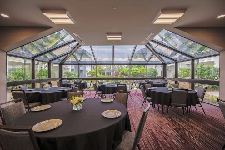 Courtyard by Marriott Lincroft Red Bank