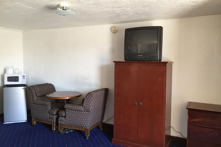 Room 18 of 21