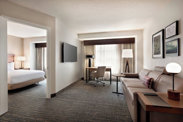 Room 21 of 48