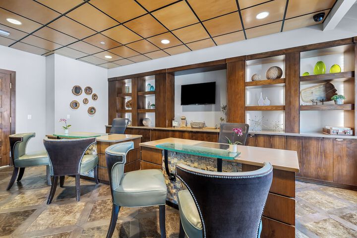 Hotel Interior 10 of 73