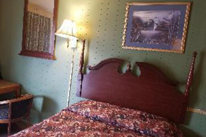 Budget Inn