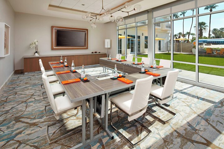 Hotel Paseo Autograph Collection by Marriott