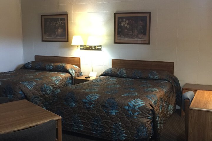 Room 24 of 44