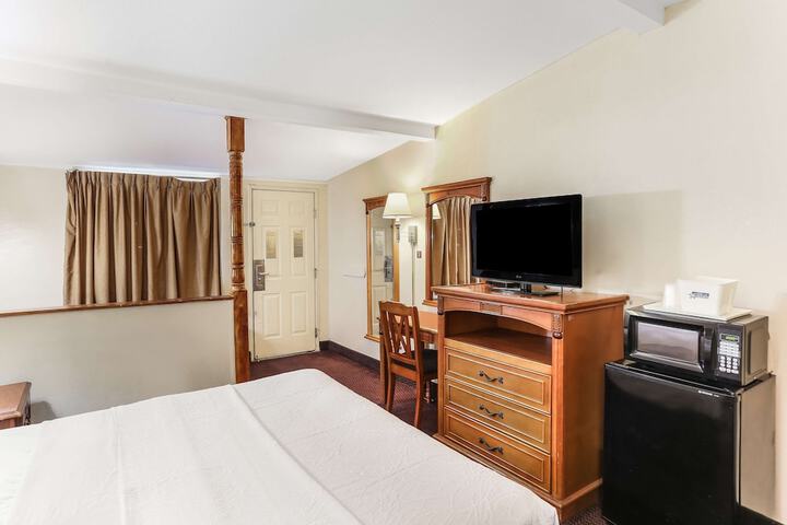Room 19 of 30