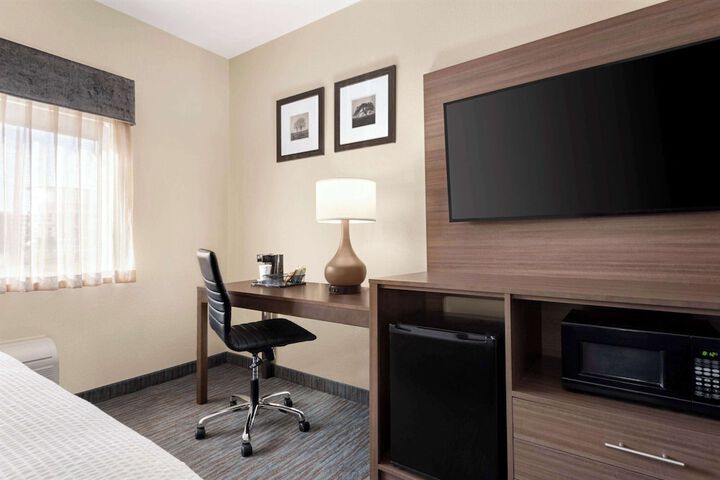 Room 7 of 23