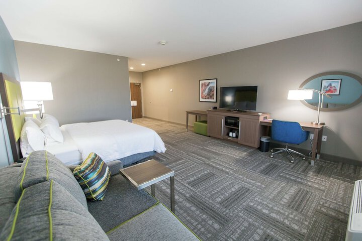 Room 28 of 41