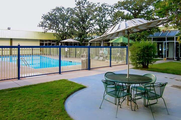Pool 4 of 27