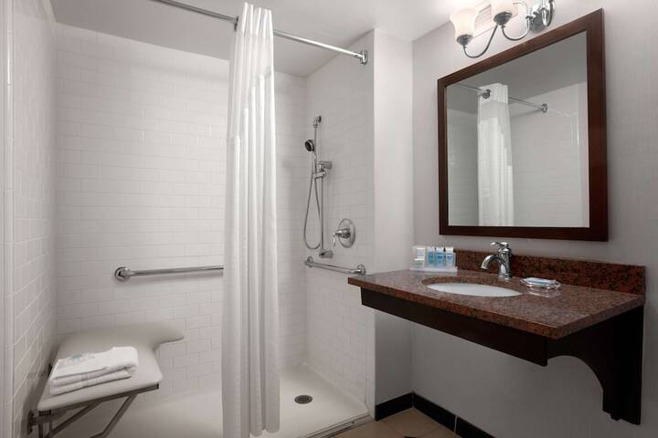 Room 21 of 54