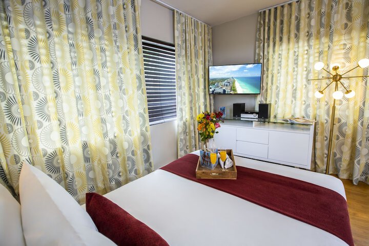Room 8 of 35