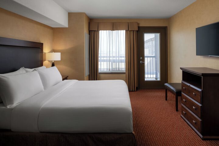 Room 16 of 27