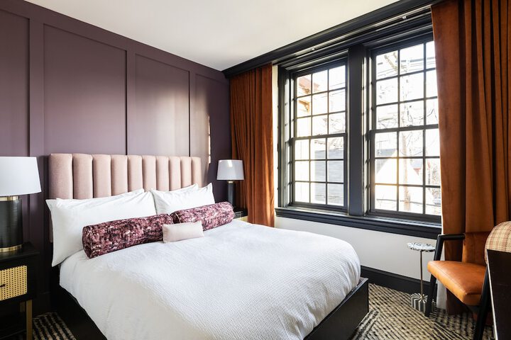 Room 20 of 76