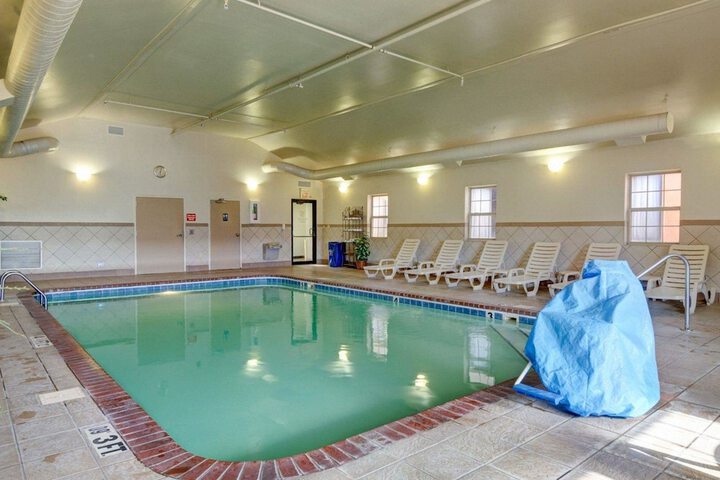 Pool 6 of 31