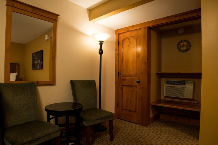 Room 177 of 191
