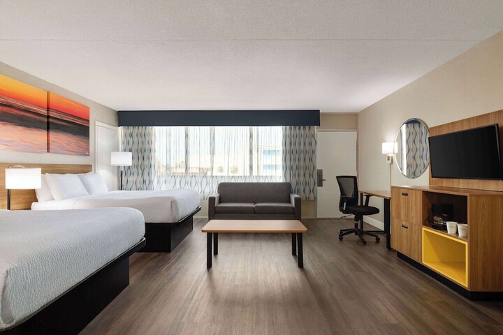 Room 20 of 31