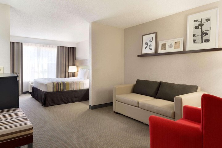 Room 8 of 21