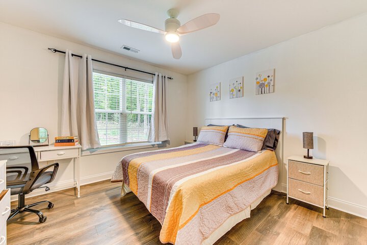 Pet-friendly Home in Monroe: Deck Grill & Yard!