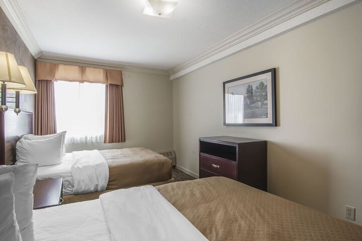 Room 11 of 38