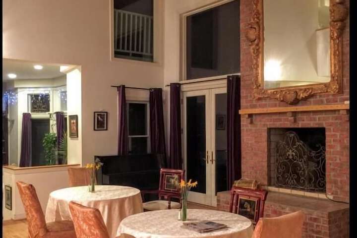 The Columbia Inn at Peralynna Manor