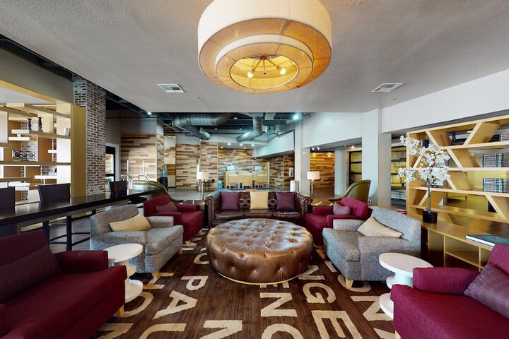 Hotel 2 of 110