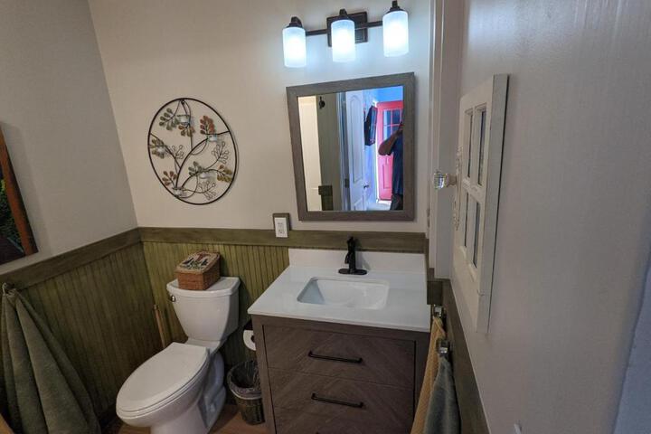 The Estate Studio in Downtown Milford