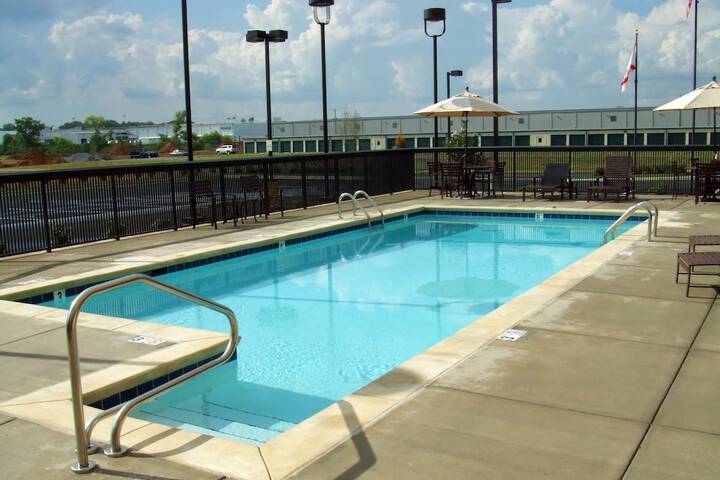 Hampton Inn Calera