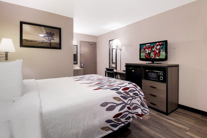 Room 12 of 38