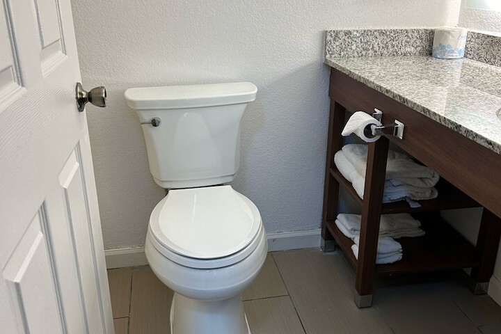 Room 20 of 35