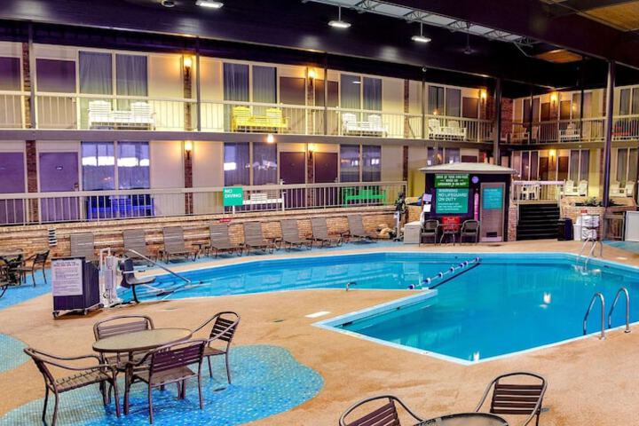 Pool 4 of 55