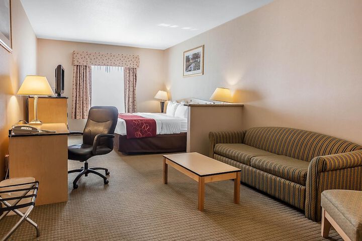 Room 17 of 35