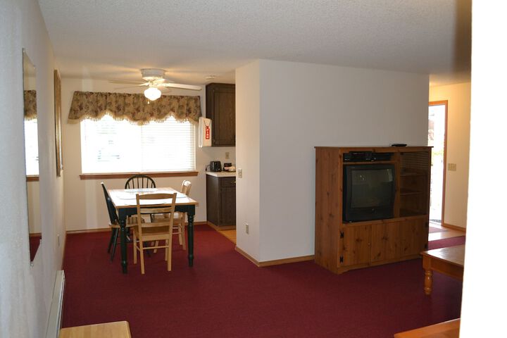 Room 9 of 36