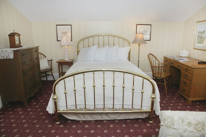 Room 14 of 80