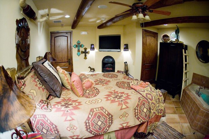 Two Hearts Inn