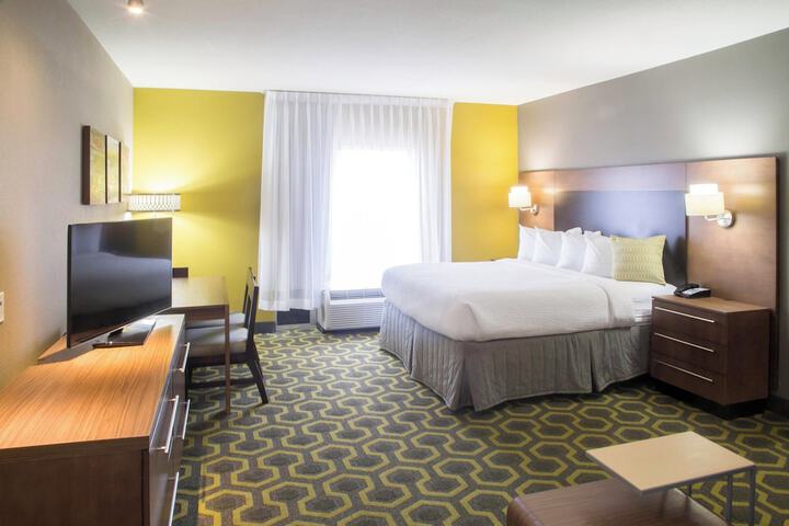 Room 21 of 40