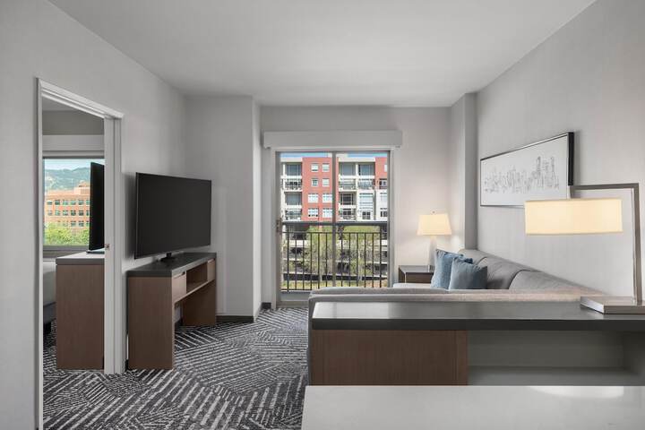 HYATT house Emeryville / San Francisco Bay Area