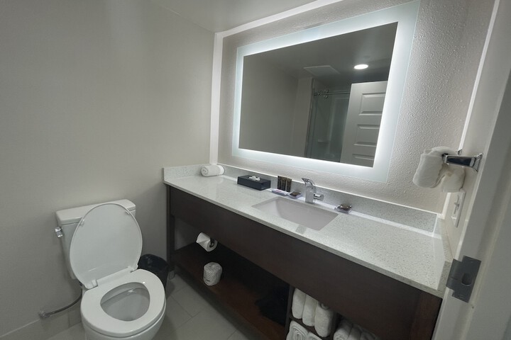 Room 15 of 30