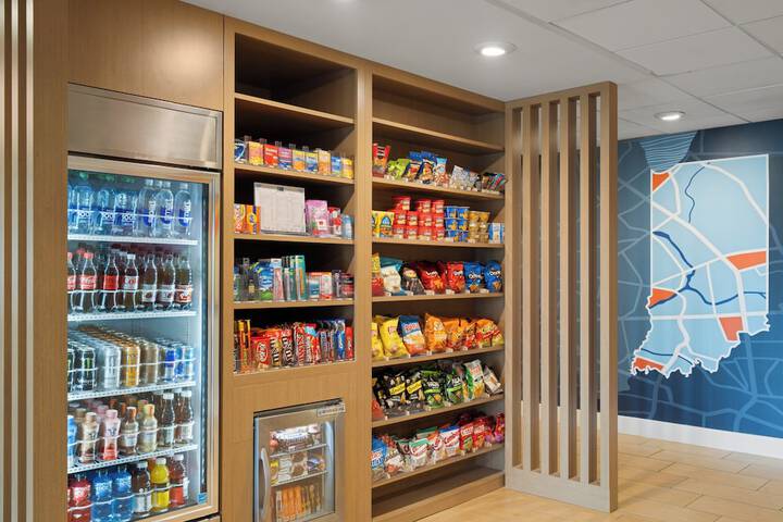 Holiday Inn Express Indianapolis Airport by IHG
