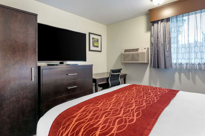 Room 13 of 42