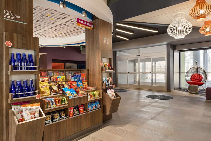 Tru by Hilton Albany Airport NY