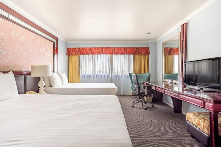 Room 46 of 87