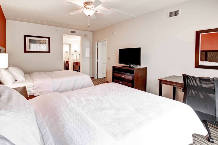 Room 22 of 50