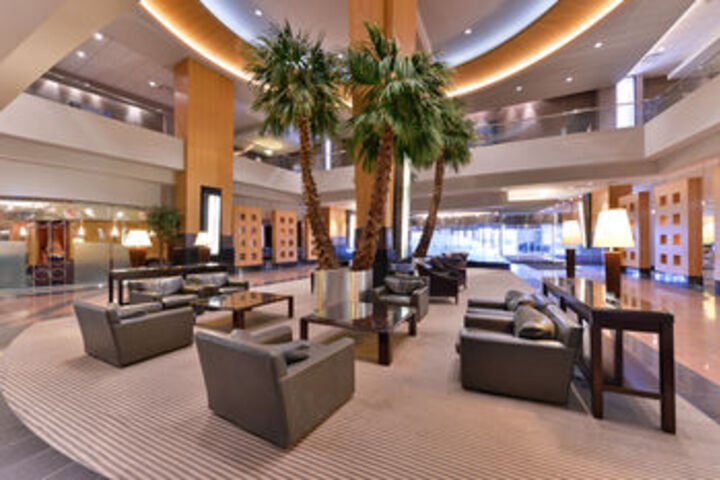 Edward Hotel and Convention Center
