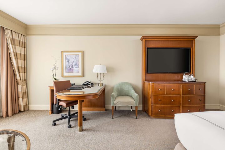 Room 38 of 175