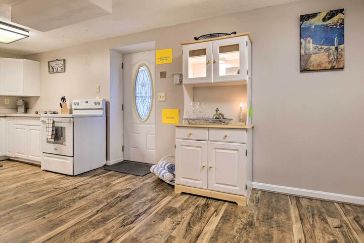 Bel Air Apartment w / Pool 2 Mi to Main St