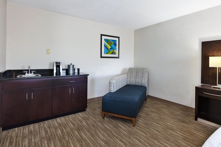 Holiday Inn Express Chillicothe East by IHG