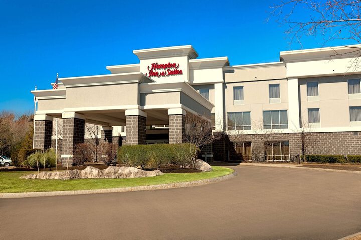 Hotel 2 of 76