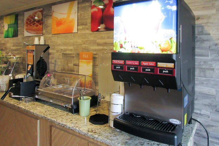 Breakfast/Coffee Service 33 of 41