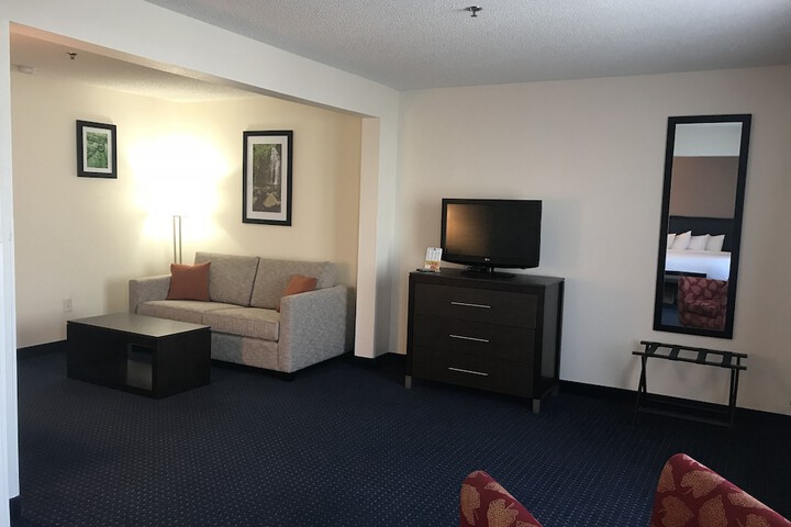 Room 19 of 41